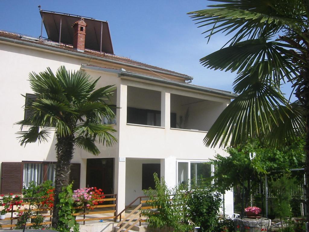 Villa Salvia Rooms And Apartments 로비니 외부 사진